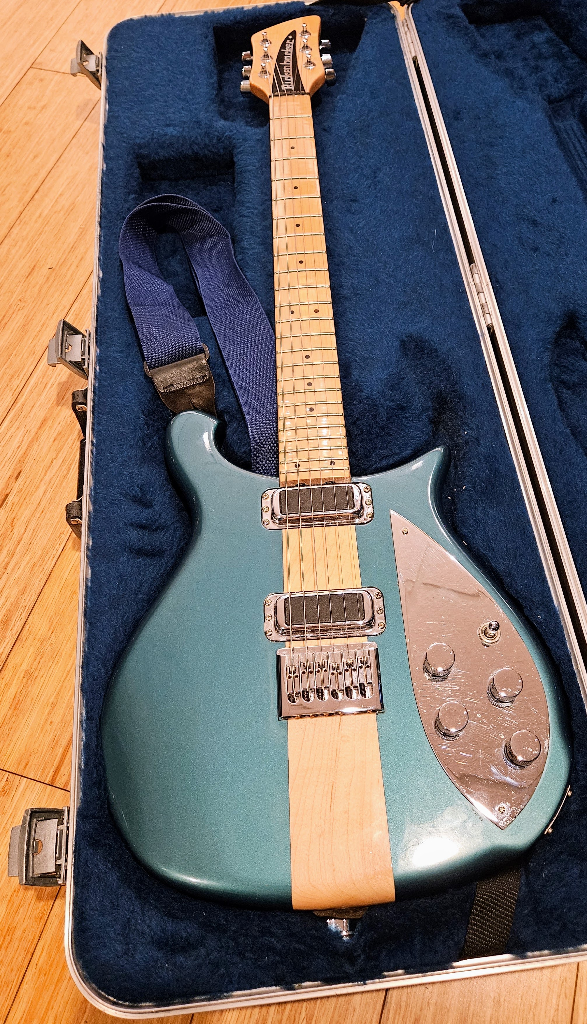 Rickenbacker 650A Atlantis '98